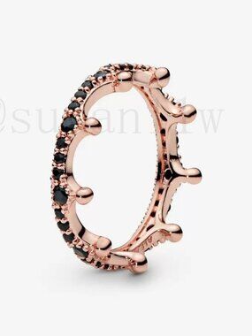 Pandora Black Sparkling Crown Ring